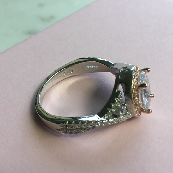 Sterling Silver Two Tone Cz Ring - Picture 15 of 17